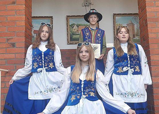 Grafika 2: Stroje kaszubskie są super!