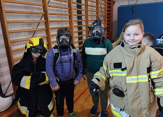 Grafika 5: OSP Możdżanowo w naszej szkole