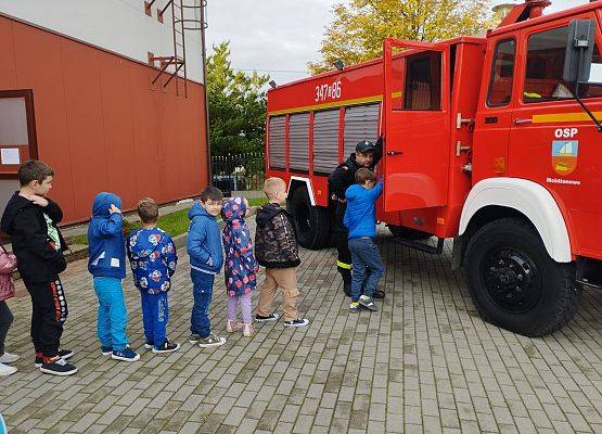 Grafika 6: OSP Możdżanowo w naszej szkole
