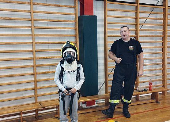 Grafika 15: OSP Możdżanowo w naszej szkole