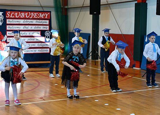 Grafika 21: Ślubowanie klasy pierwszej