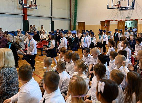 Grafika 24: Ślubowanie klasy pierwszej