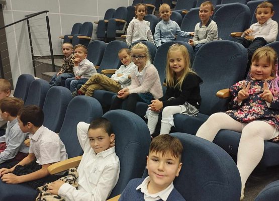 Grafika 3: Wizyta w teatrze