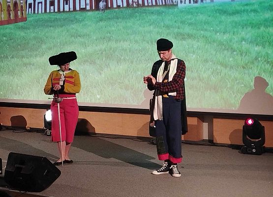 Grafika 5: Wizyta w teatrze