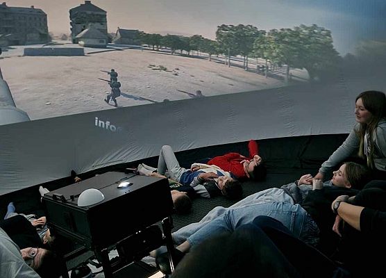 Grafika 6: Kino Sferyczne w naszej szkole!