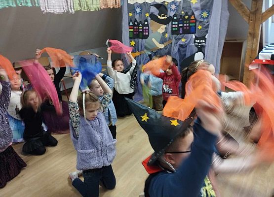 Grafika 11: „Święty Andrzej Ci ukaże, co Ci los przyniesie w darze”