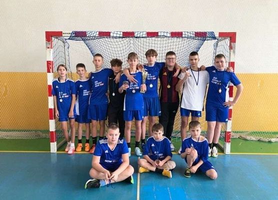 Grafika 2: Turniej halowej piłki nożnej w Objeździe