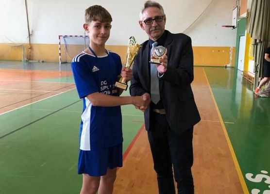 Grafika 3: Turniej halowej piłki nożnej w Objeździe