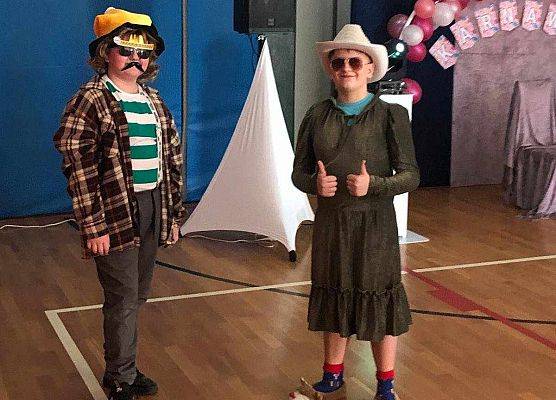 Grafika 1: Bal karnawałowy 2025