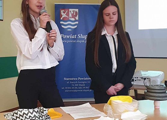 Grafika 1: Powiatowy konkurs „Doświadczenia pokazowe z fizyki”