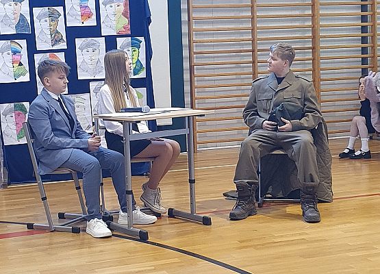 Grafika 8: Dzień Patrona Szkoły