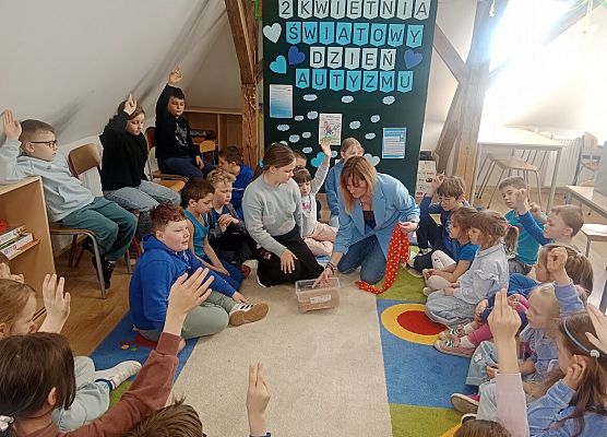 Grafika 1: Światowy Dzień Świadomości Autyzmu