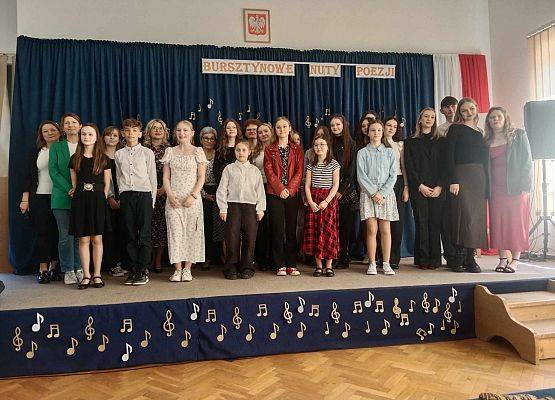 Grafika 5: IX Ustecki Konkurs Poezji Śpiewanej ,,Bursztynowe nuty poezji"