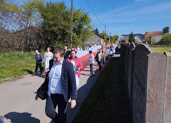 Grafika 12: Święto Flagi i Święto Konstytucji 3 Maja