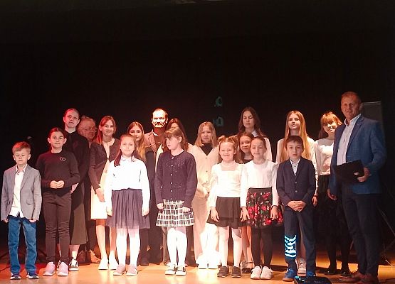 Grafika 4: Eliminacje gminne Konkursu Recytatorskiego Poezji Polskiej