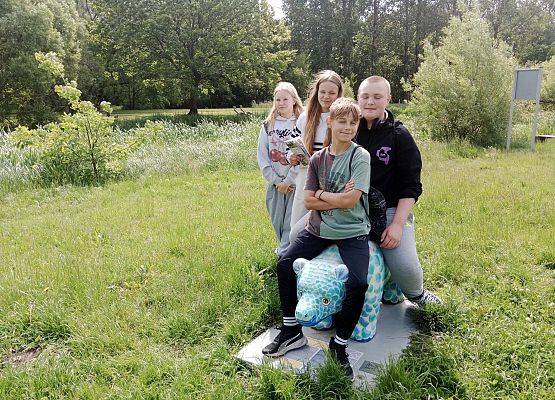 Grafika 1: Szlakiem Słupskich Niedźwiadków Szczęścia