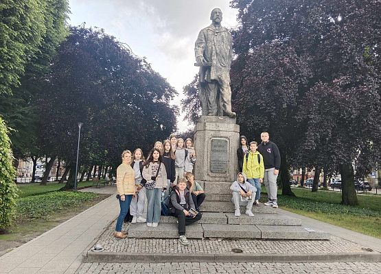 Grafika 9: Szlakiem Słupskich Niedźwiadków Szczęścia