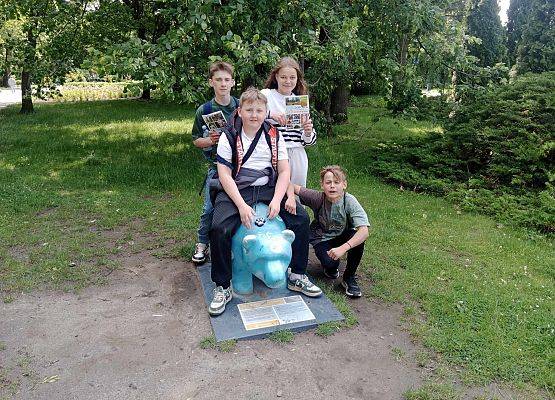 Grafika 17: Szlakiem Słupskich Niedźwiadków Szczęścia