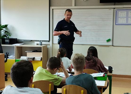 Grafika 1: Bezpieczne wakacje!