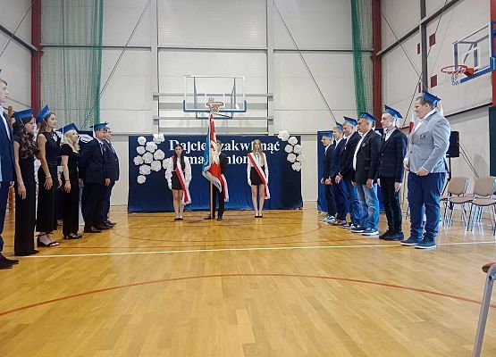 Grafika 19: Dajcie zakwitnąć marzeniom