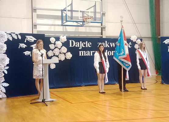 Grafika 7: Dajcie zakwitnąć marzeniom