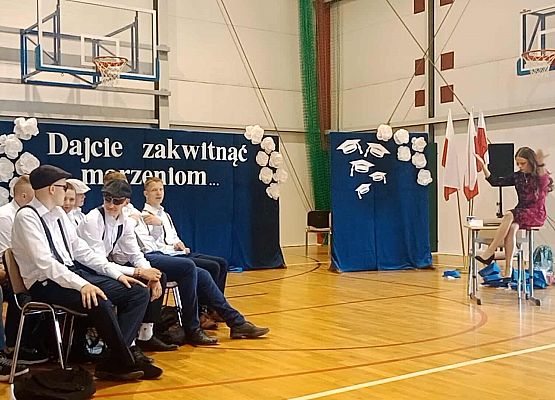 Grafika 23: Dajcie zakwitnąć marzeniom