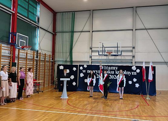 Grafika 2: Rozpoczęcie roku szkolnego 2025/2026