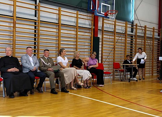 Grafika 8: Rozpoczęcie roku szkolnego 2025/2026