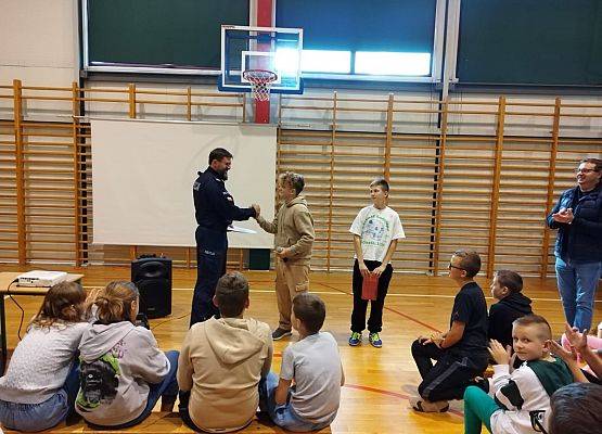 Grafika 3: Tydzień o Przeciwdziałaniu Przemocy Rówieśniczej