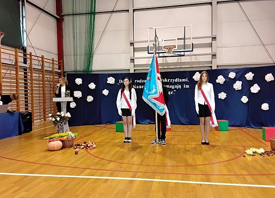 Grafika 12: Dzień Edukacji Narodowej w naszej szkole