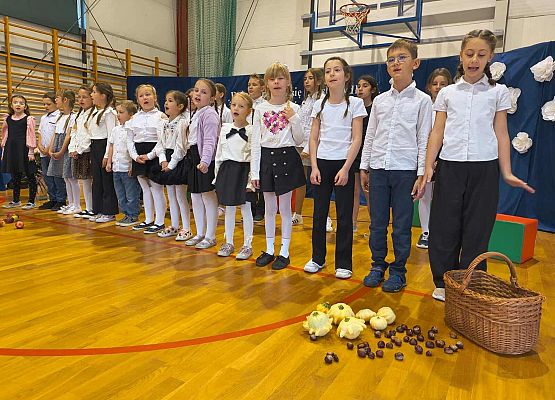 Grafika 19: Dzień Edukacji Narodowej w naszej szkole