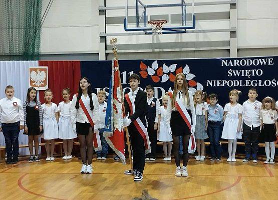 Grafika 8: Apel z okazji Narodowego Święta Niepodległości