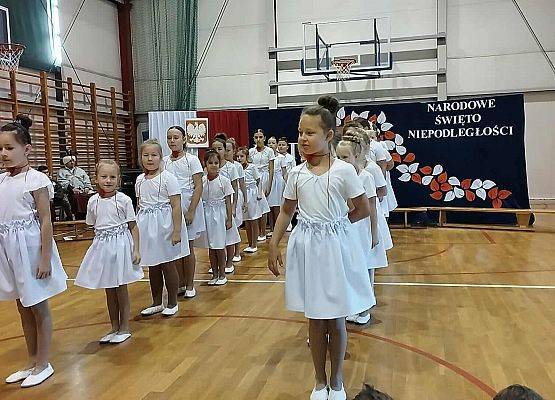 Grafika 4: Apel z okazji Narodowego Święta Niepodległości