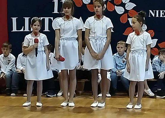 Grafika 13: Apel z okazji Narodowego Święta Niepodległości