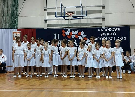 Grafika 12: Apel z okazji Narodowego Święta Niepodległości