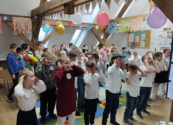 Grafika 18: Pasowanie na Świetliczaka