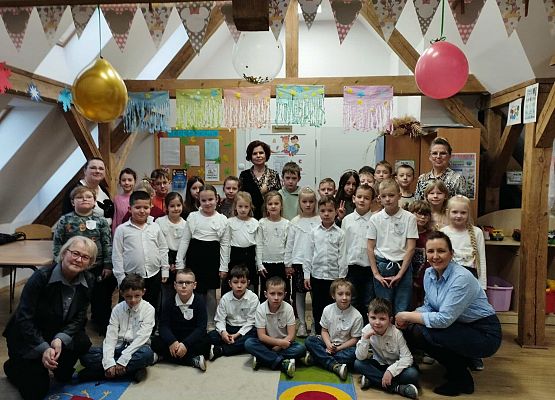 Grafika 16: Pasowanie na Świetliczaka