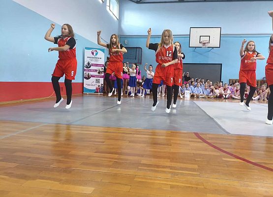 Grafika 6: V Miniturniej Tańca Współczesnego we Wrześciu