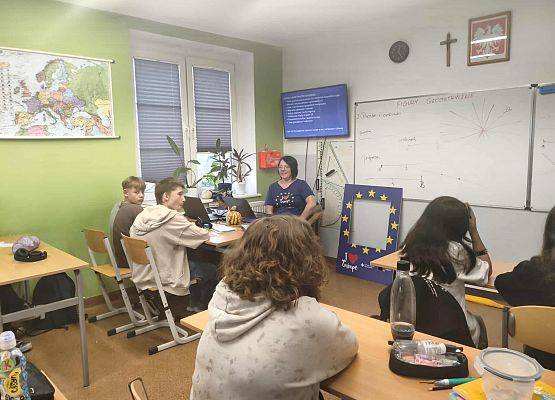 Grafika 2: Międzynarodowy Dzień Praw Dziecka