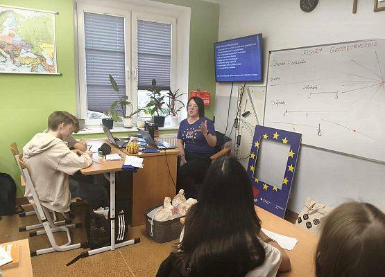 Grafika 3: Międzynarodowy Dzień Praw Dziecka