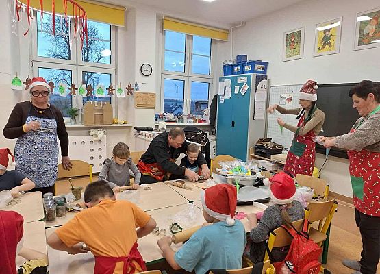 Grafika 4: Szkoła z piernika – słodkie warsztaty pełne magii