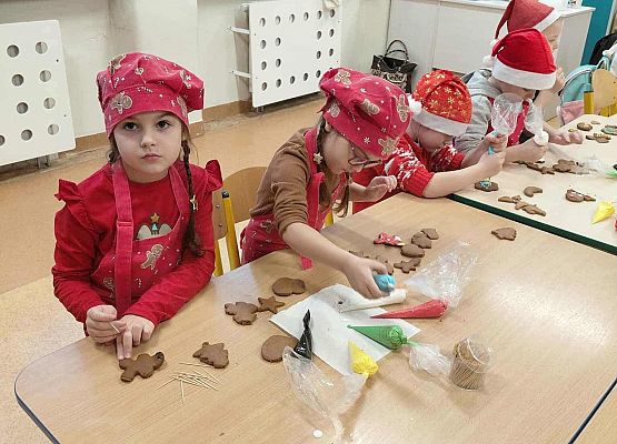 Grafika 13: Szkoła z piernika – słodkie warsztaty pełne magii