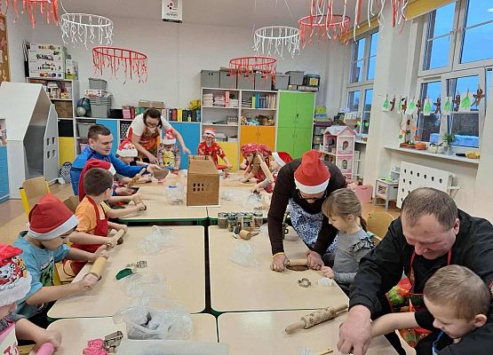 Grafika 6: Szkoła z piernika – słodkie warsztaty pełne magii