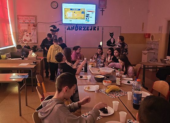 Grafika 23: Andrzejkowe wróżby