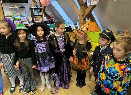 Grafika 1: Andrzejkowe wróżby