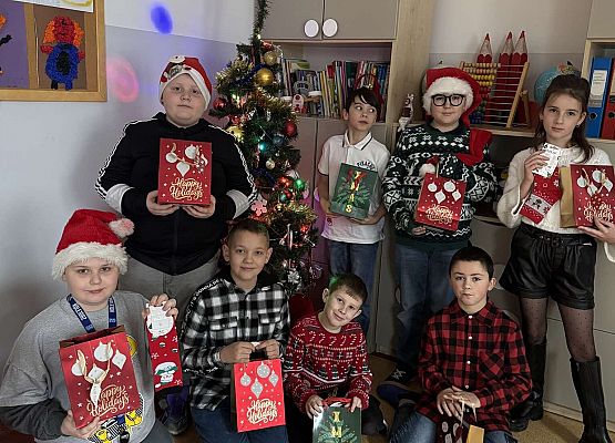 Grafika 8: Mikołajki w Szkole Podstawowej w Zaleskich