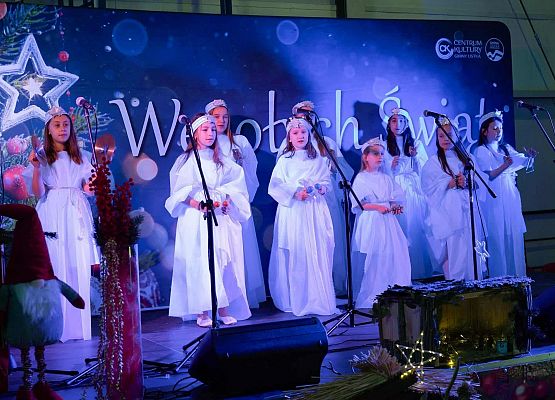 Grafika 3: Gminne Spotkanie Wigilijne w murach naszej szkoły