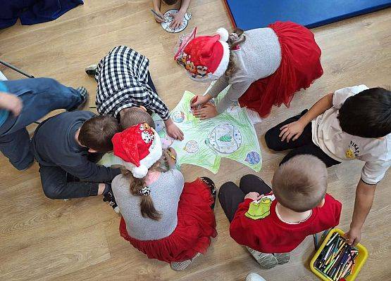 Grafika 6: Spotkanie z teatrzykiem kamishibai