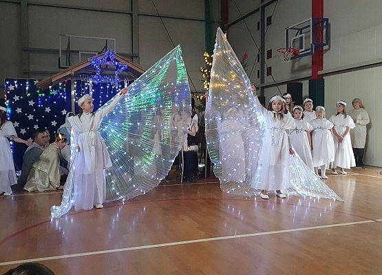 Grafika 12: Jasełka