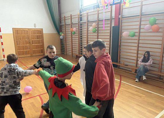 Grafika 15: Bal Karnawałowy